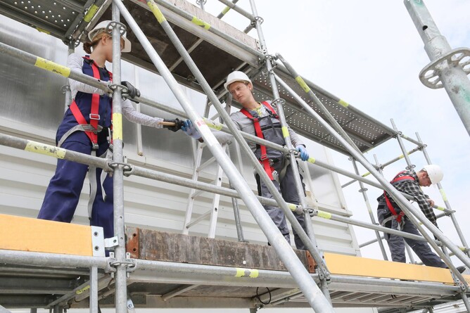 Erect Scaffold Safely With These Tips