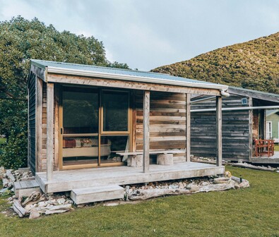 Kapiti Island Accommodation Cabins