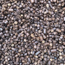 Nutrinza's Hi-Fibre Feed blend with mollasses