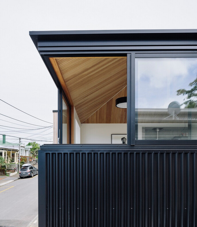 the pyramid scheme new build project