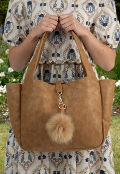 Madisons Fashion stocks a range of accessories including umbrellas, scarves, belts and jewellery instore and online