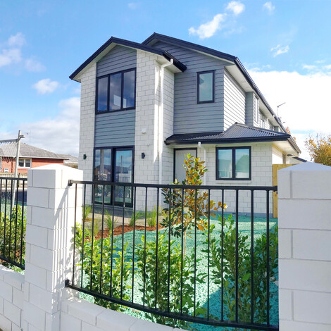 Ardent Building Developments. Hamilton, Waikato. NZ. Image of fencing
