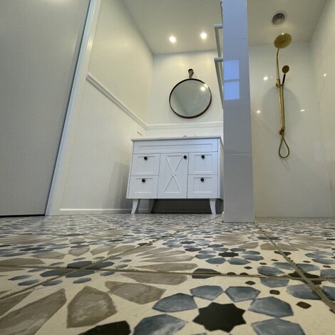 Ardent Building Developments. Hamilton, Waikato. NZ. Image of bathroom renovation