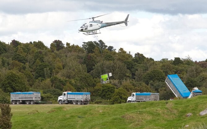 Application costs are reduced because it’s safe to mix dicalcic phosphates with seed.