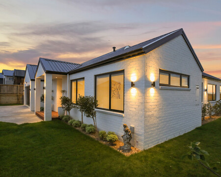 Exterior images of Gateway Road new build by Whitechurch Construction, Waikato residential builders.