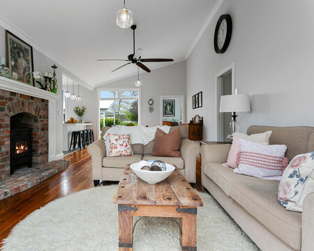 Interior images of Oakshott Road, renovated home by Whitechurch Construction, Waikato residential builders.