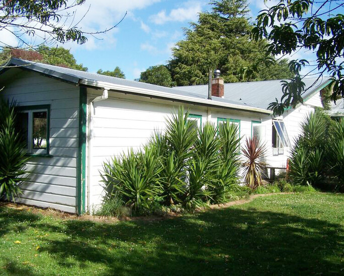 Exterior before images of Oakshott Road, renovated home by Whitechurch Construction, Waikato residential builders.