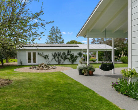 Exterior images of Oakshott Road, renovated home by Whitechurch Construction, Waikato residential builders.