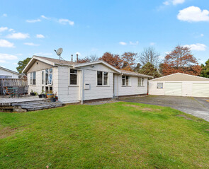 41 Oakfield Crescent  - JULY 2020