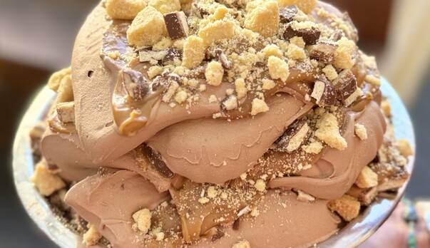 Top Shelf Treats for Top Tier Mums!