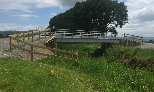 Pouruiri Stream Bridge