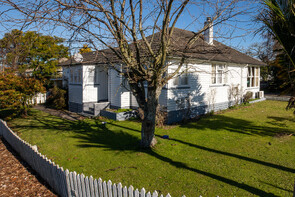 SOLD - 61 Kenney Cres, Fairfield$572,500