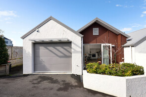 SOLD - 1/49 Anglesea St, Hamilton Central$730,000