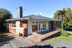 SOLD - 93 Mahoe St, Melville$420,500