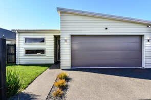 SOLD - 4 Wyrall Way, Greenhill$905,000